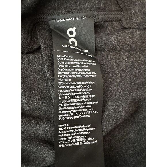 On Cloud T-Shirt R.O.C Men's Small Black Athletic Outdoor Gym Stretch NWT - Picture 5 of 10